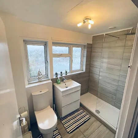 Cozy Shared House Guest house
