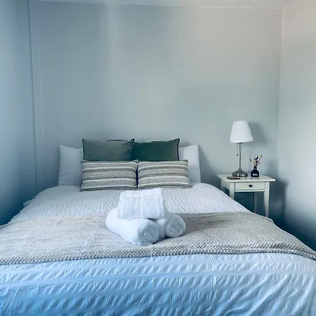 Cozy Shared House Almondsbury
